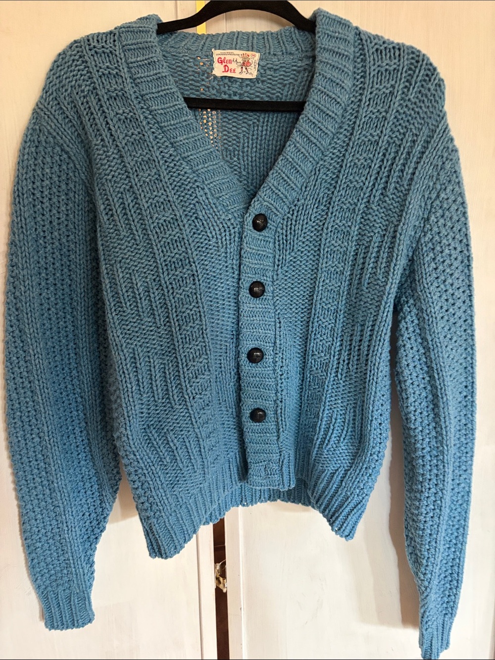 Glen Dee vintage wool blend Men's Blue Knit Button-Up Sweater sz M